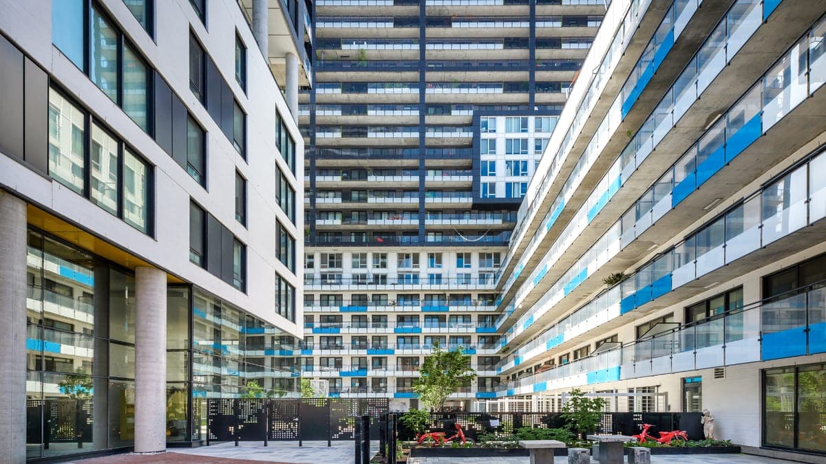 Benefits of Buying a Condo Without Condo Fees: Is It Really Worth It