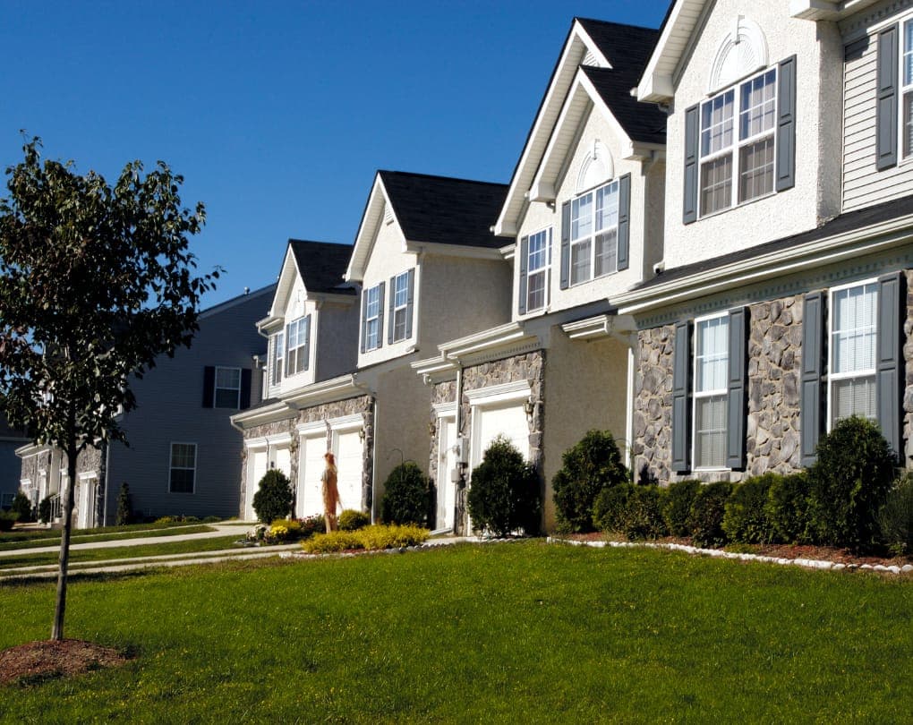 Bungalow Style Condos: What Are They and Why Do Buyers Love Them?