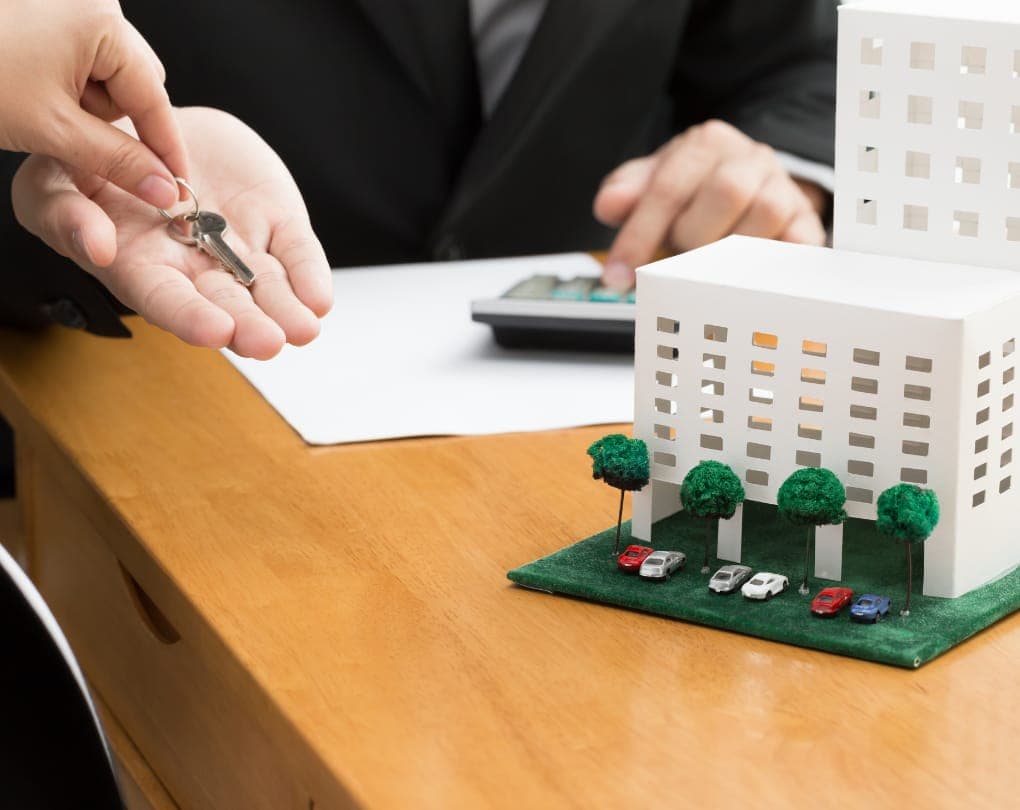 Buying a Condo as a Foreigner in Canada: Rules and Restrictions