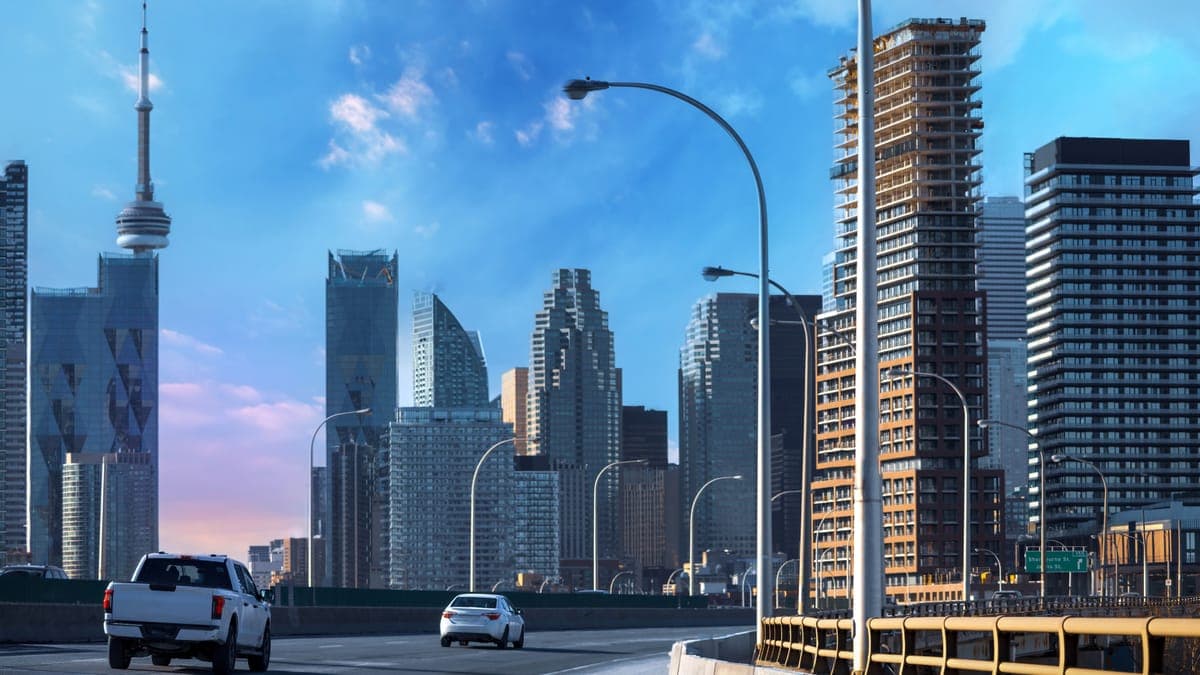 Can a Non-Owner Be on a Condo Board in Ontario? Rules and Eligibility Explained