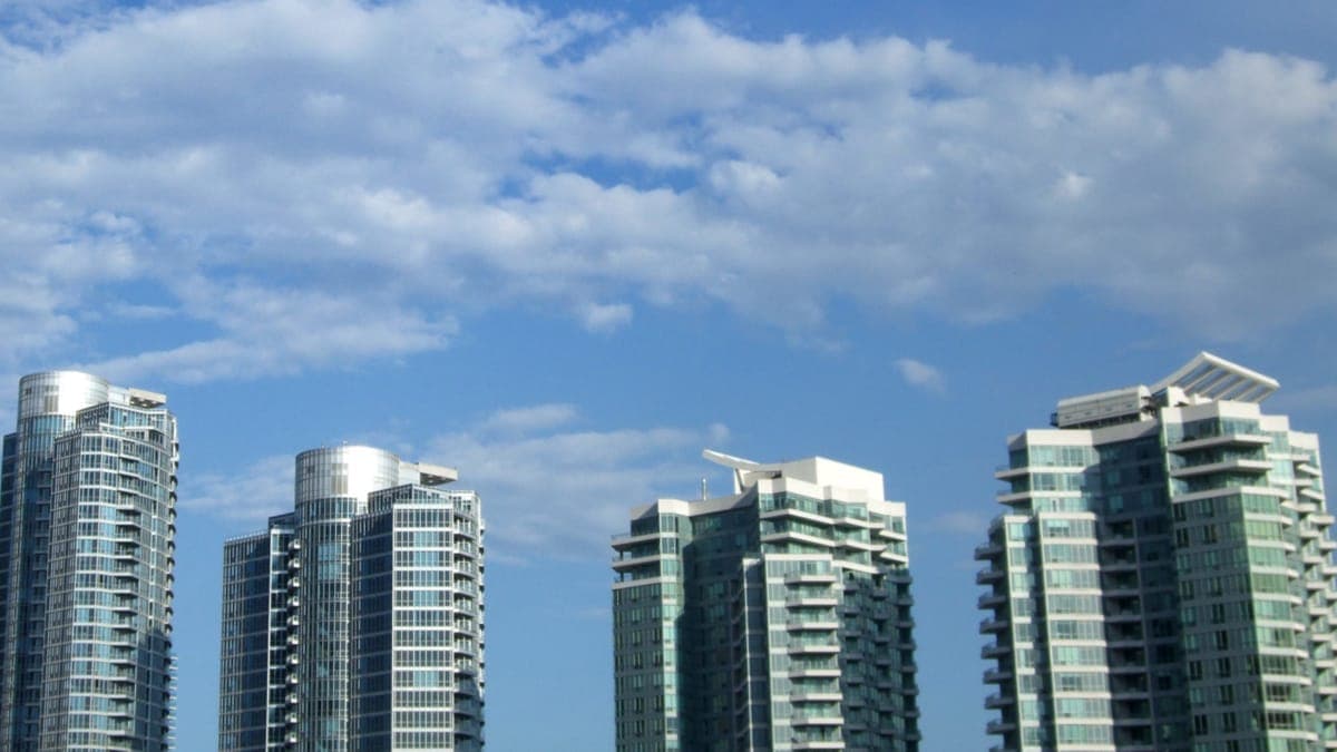 How to Evict a Tenant From a Condo in Ontario