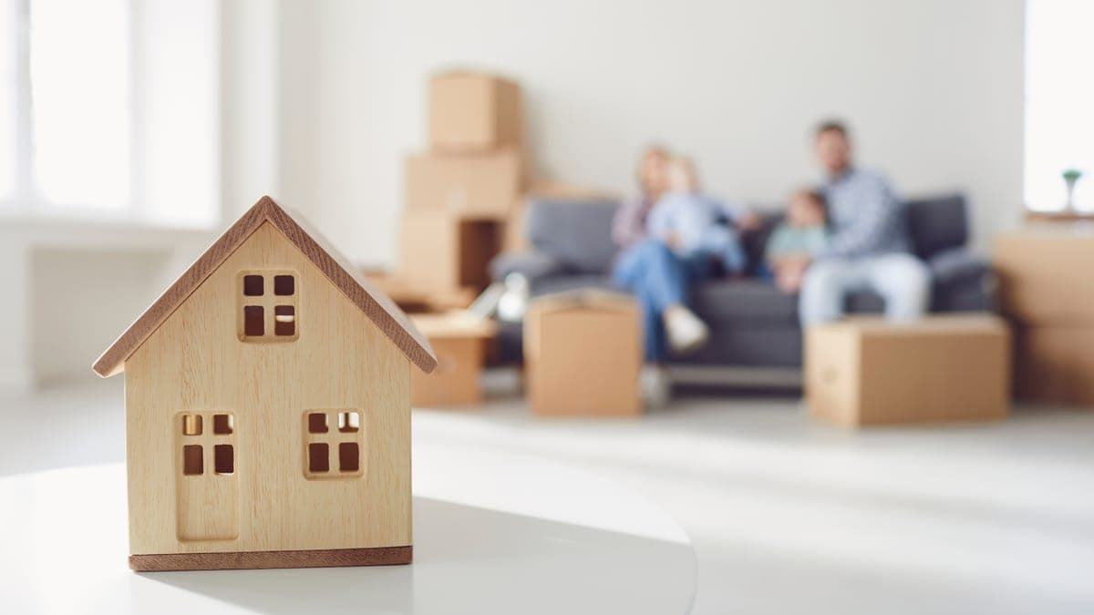 Storage Containers for Moving House: The Complete Guide to Choosing the Right One