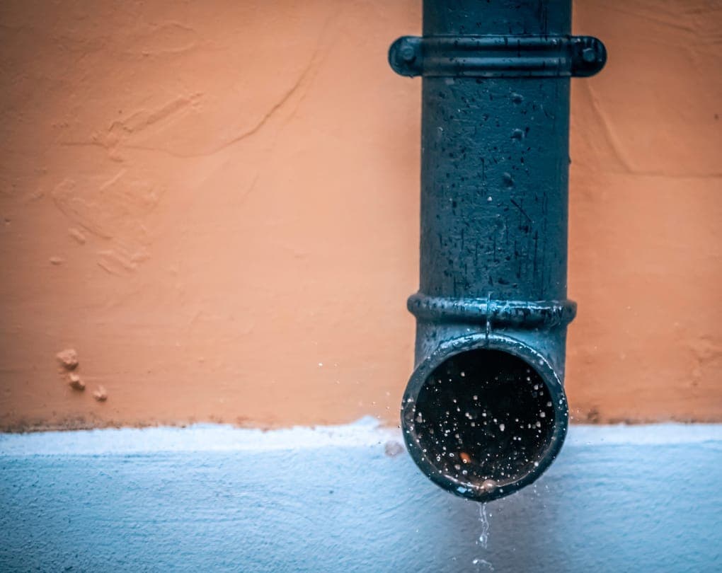 Who Is Responsible for Pipes in Condo Walls in Ontario? A Complete Guide