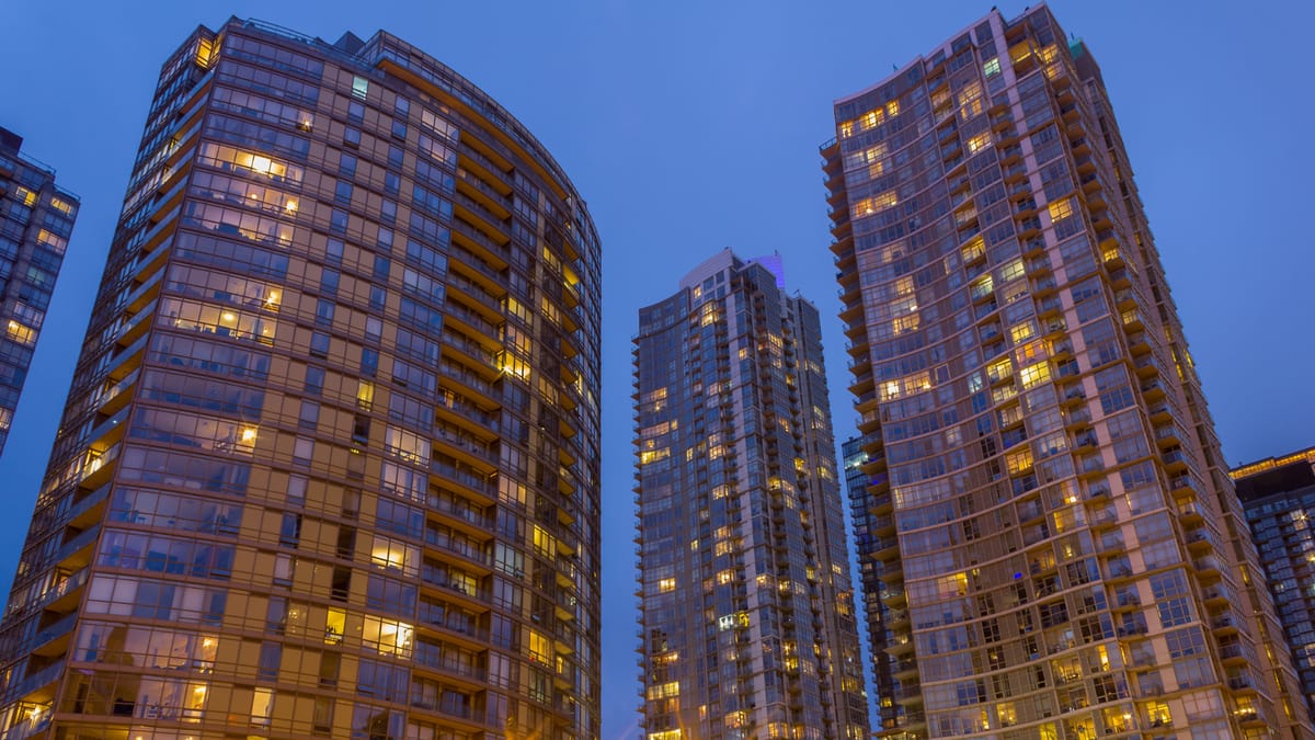 Key Risks Condo Investors Should Consider in 2026 — Best Cities in Canada to Buy a Condo as an Investment in 2026