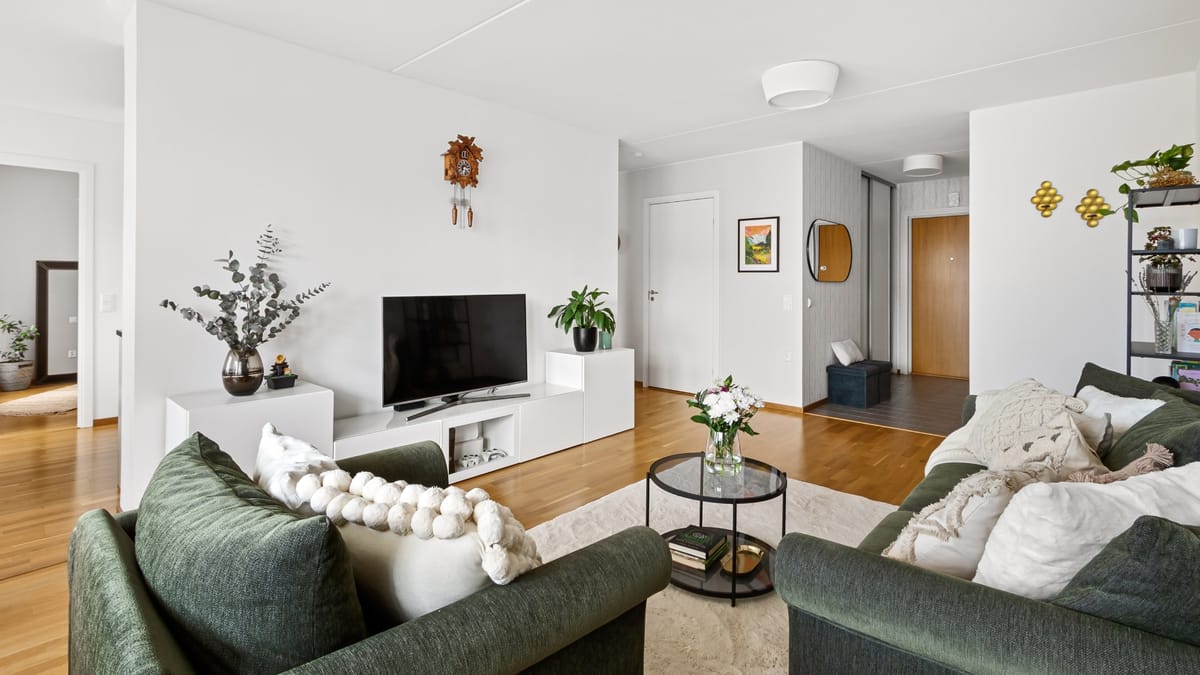 Location and Building Quality When Choosing Brampton Condos for Sale — Brampton Condos: Is It a Smart Investment in 2026