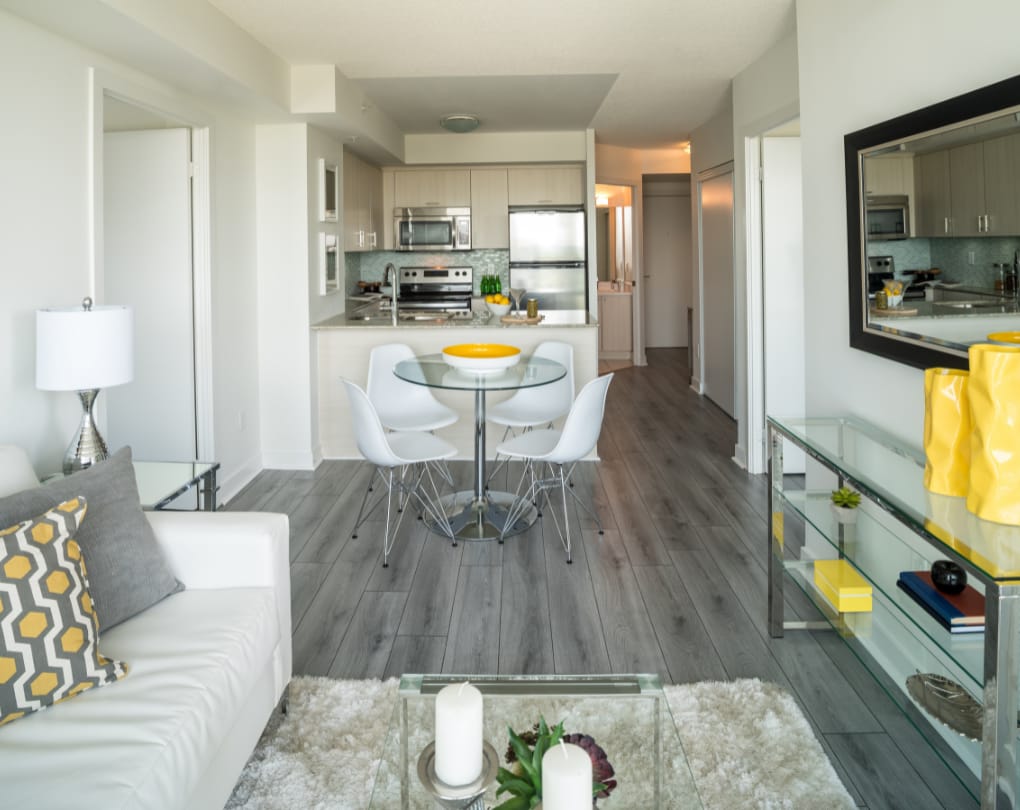 Bungalow Condo vs Traditional Condo: Key Differences — Bungalow Style Condos: What Are They and Why Do Buyers Love Them?