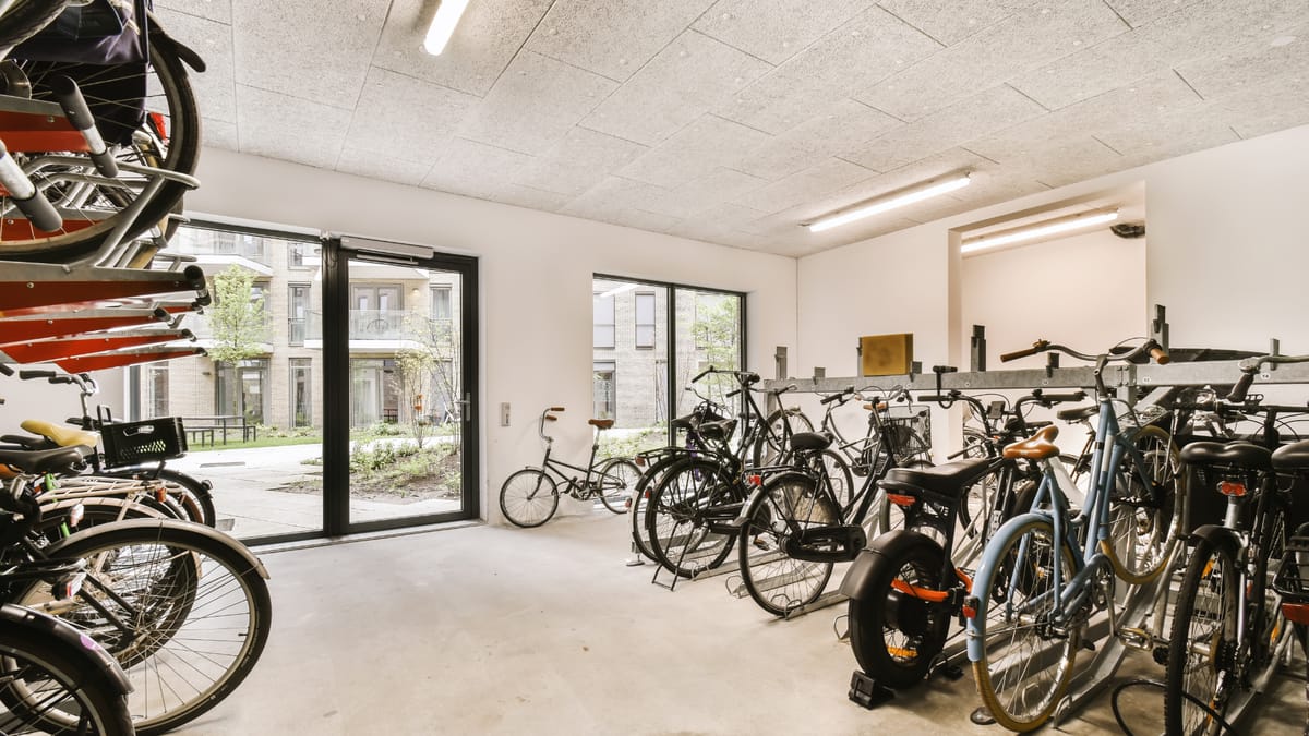 Shared Spaces and Neighbour Impact — Can You Charge an Electric Bike in Your Condo in Canada?