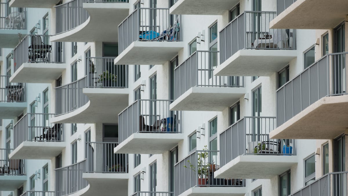 How Condo Balcony Bylaws in Ontario and Other Provinces Work — Condo Balcony Rules in Canada: What You Can and Cannot Do