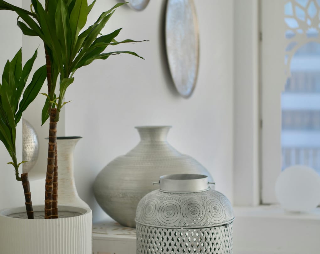 Add Small Lifestyle Touches — Condo Decor Ideas That Sell: How to Decorate Your Condo Before Showing to Buyers