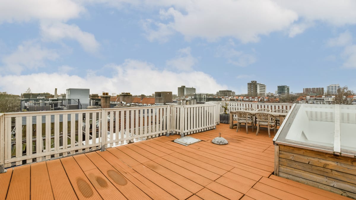 Who Pays for Condo Roof Repair in Canada — Condo Roof Replacement: Who Pays and What to Expect