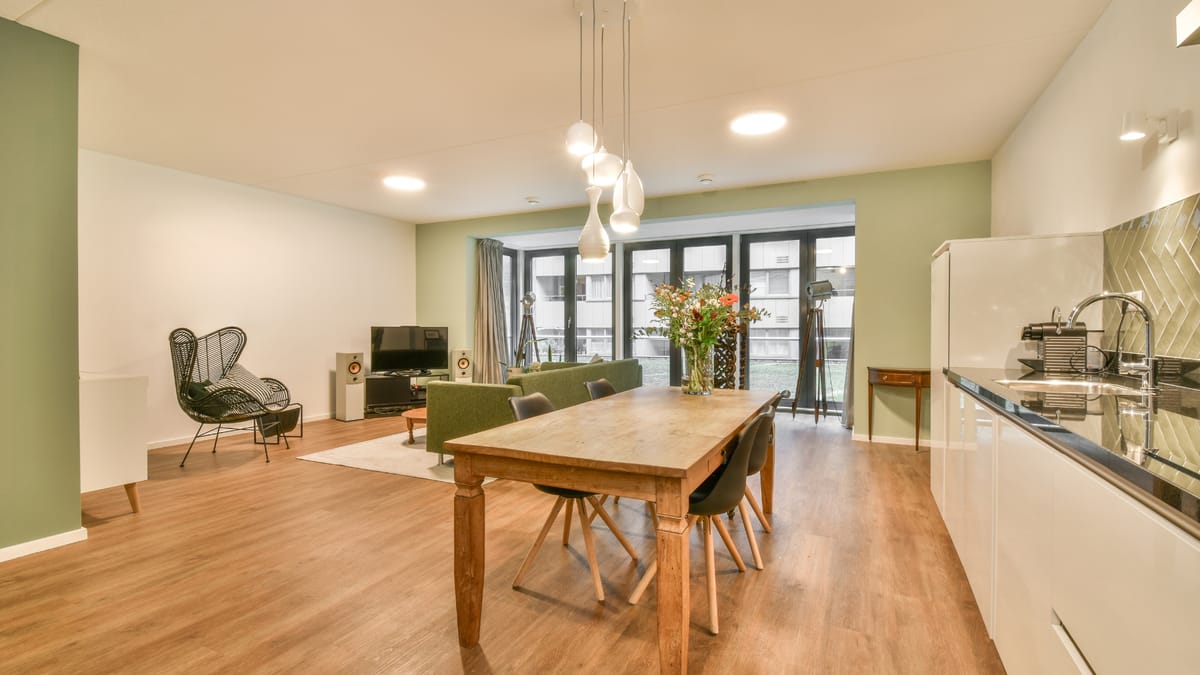 What Is an Unfurnished Condo Rental and Its Profit Potential — Furnished vs Unfurnished Condo Rentals: Which Is More Profitable?
