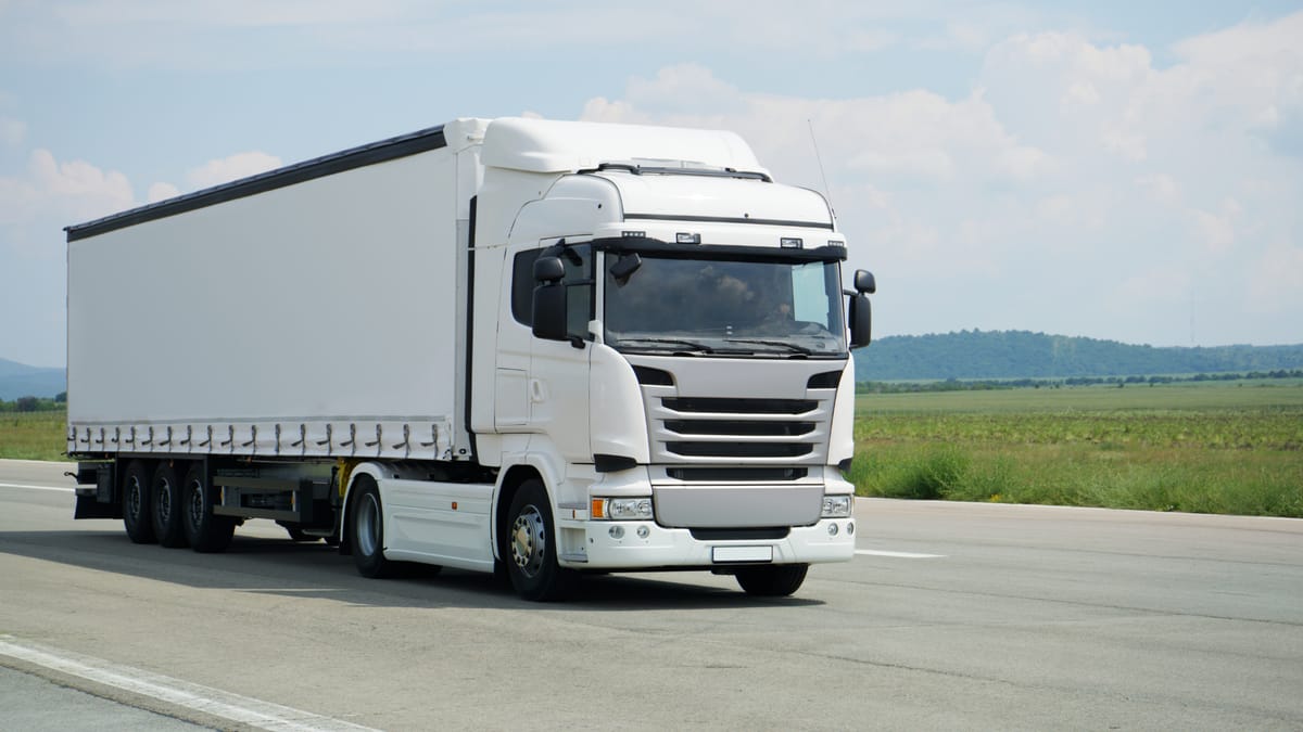 When a Moving Truck Might Be a Good Choice — Storage Containers for Moving House: The Complete Guide to Choosing the Right One