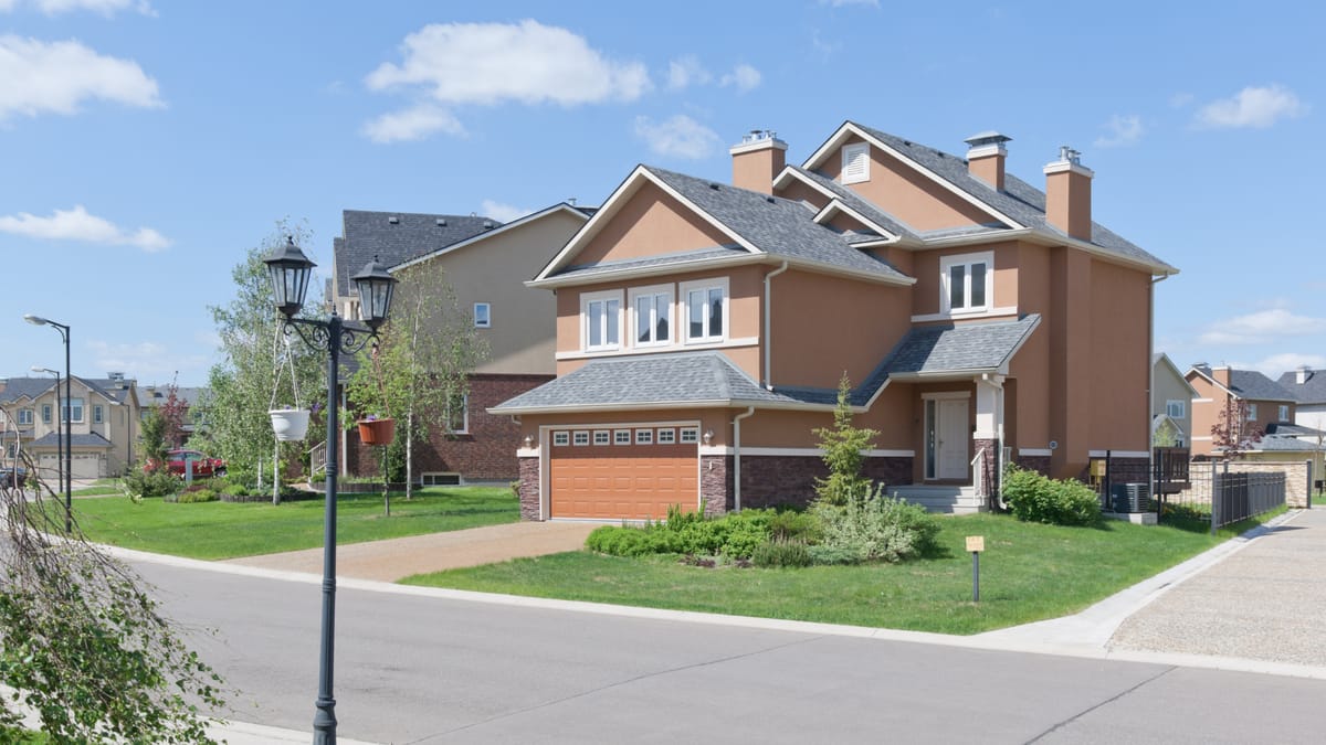 Disadvantages of Bare Land Condos — What is a Bare Land Condo in Canada