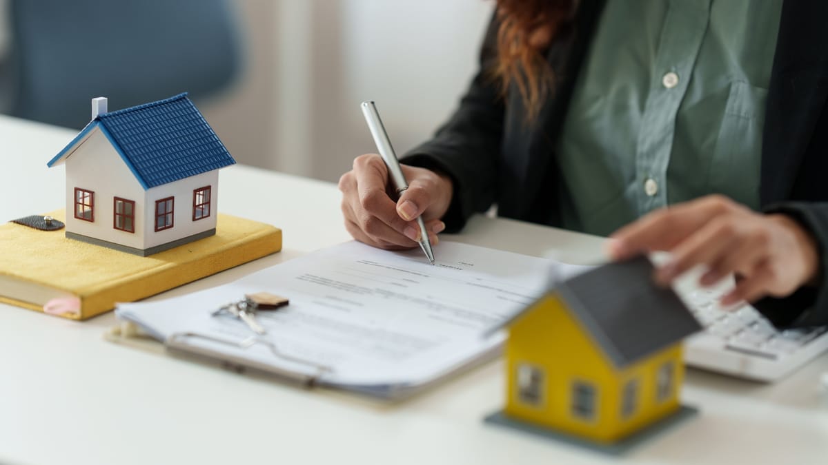 What is the Difference Between Real Estate Agent and Realtor