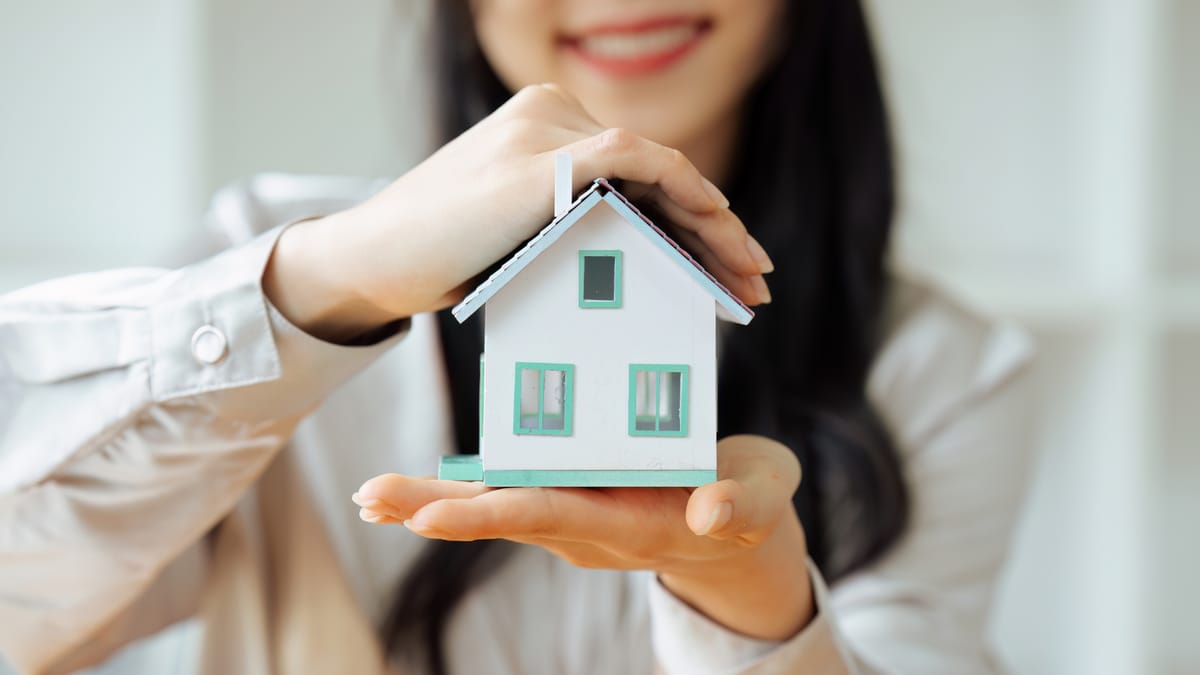 What Sets Them Apart — What is the Difference Between Real Estate Agent and Realtor