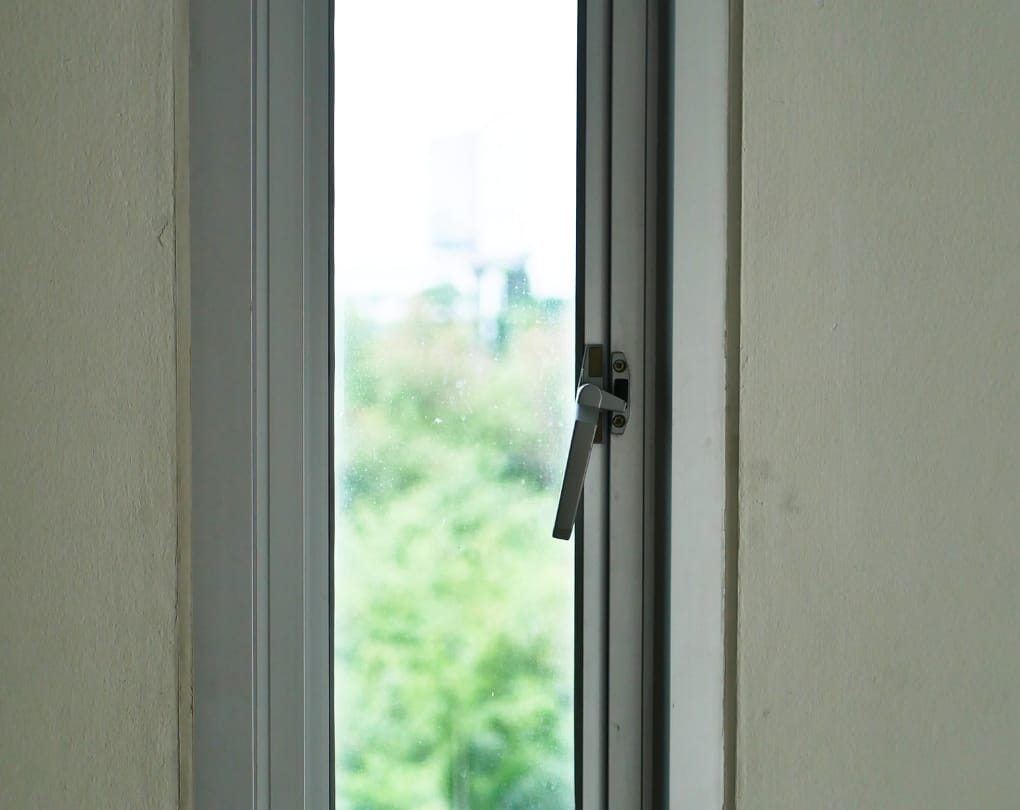 Understanding Window Replacement Responsibility — Who Pays for Window Replacement in a Condo? Owner vs Corporation Explained