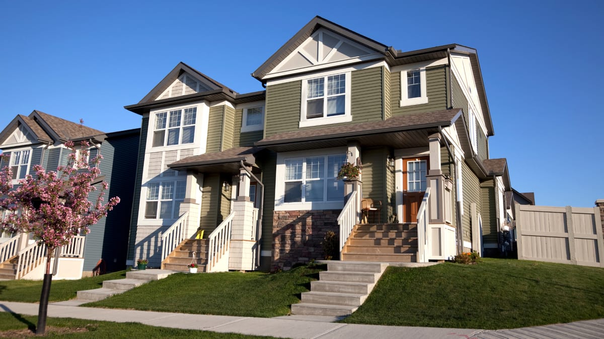 Reserve Fund Contributions and Long-Term Financial Planning — Why Do Townhouses Have Condo Fees